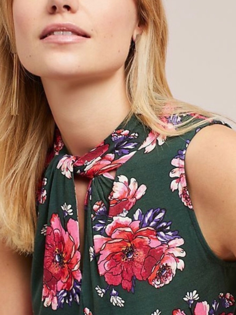 Vanessa Virginia Floral Tie-Neck Halter Camisole in Dark Green - Picture 5 of 6